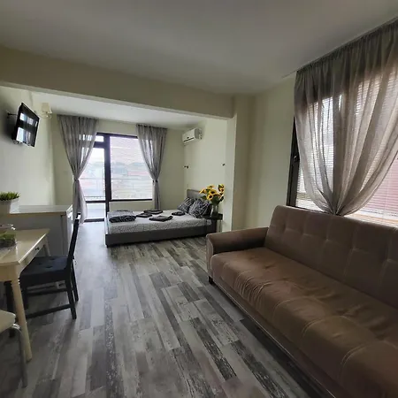 Globus Kiten Гостьовий будинок 2*
