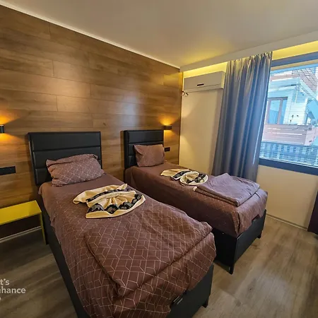 Globus Guest house 2*