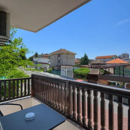 Globus Guest house Kiten (Burgas)
