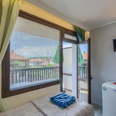 Guest house Globus