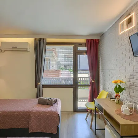 Pensionat Globus Kiten (Burgas)
