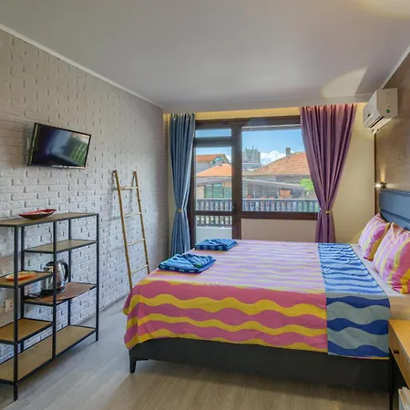 Globus Guest house 2*