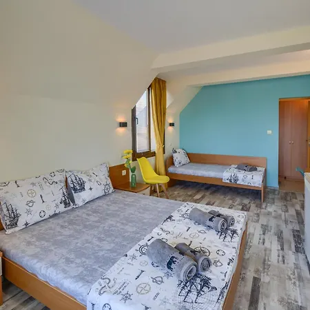 Globus Guest house