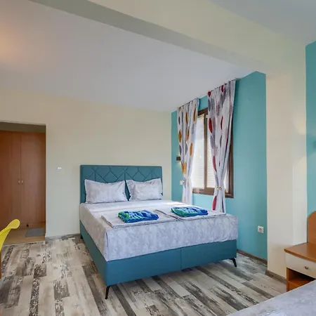 Guest house Globus 2*