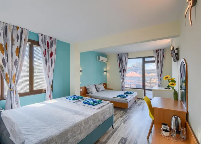 Globus 2* Kiten (Burgas)