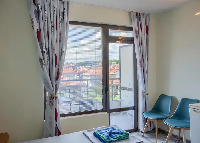 Casa de hóspedes Globus 2*